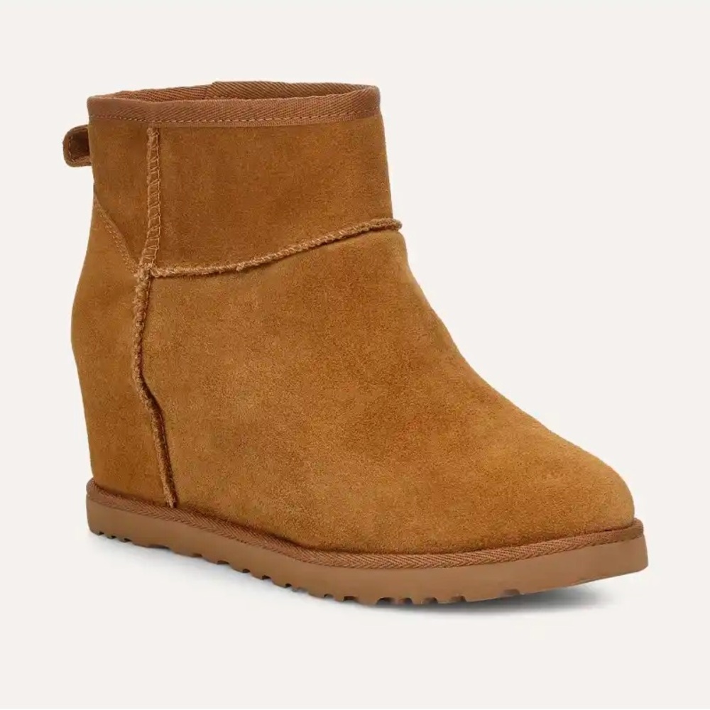Ugg classic femme mini